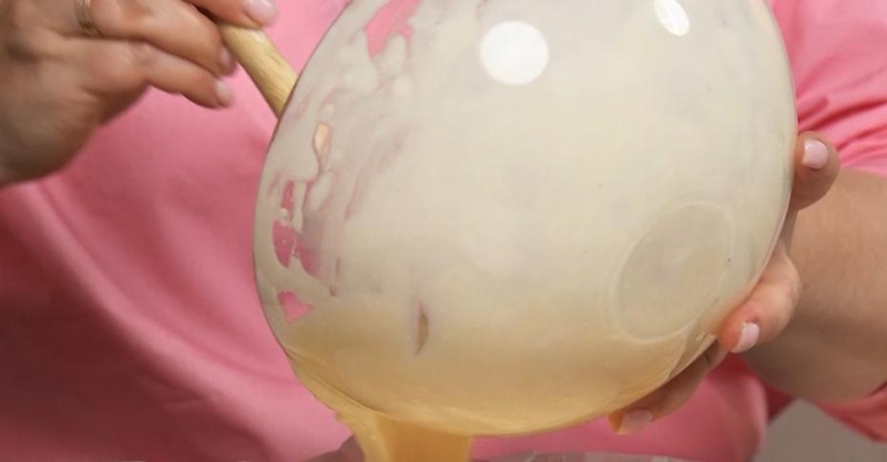 Пирог со сливами и творогом