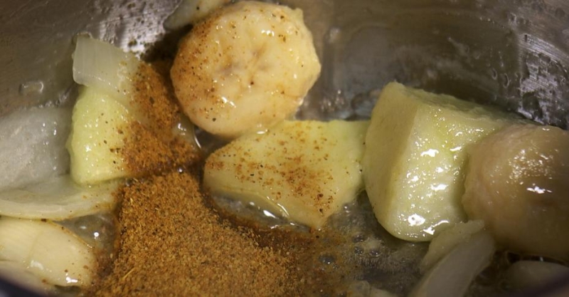 Халуми в соусе карри