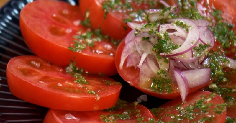 Салат из томатов