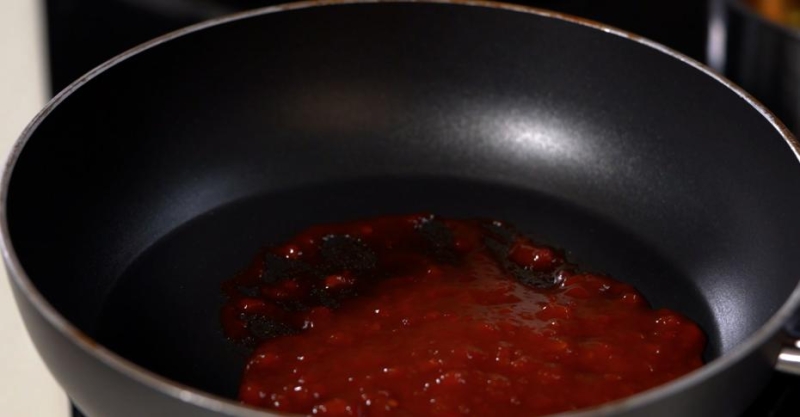 Капуста в хрустящем тесте с соусом сладкий чили