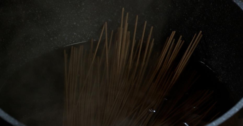 Гречневая лапша с тофу