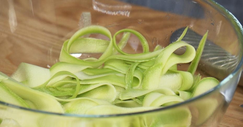 Стейк с маринованным кабачком