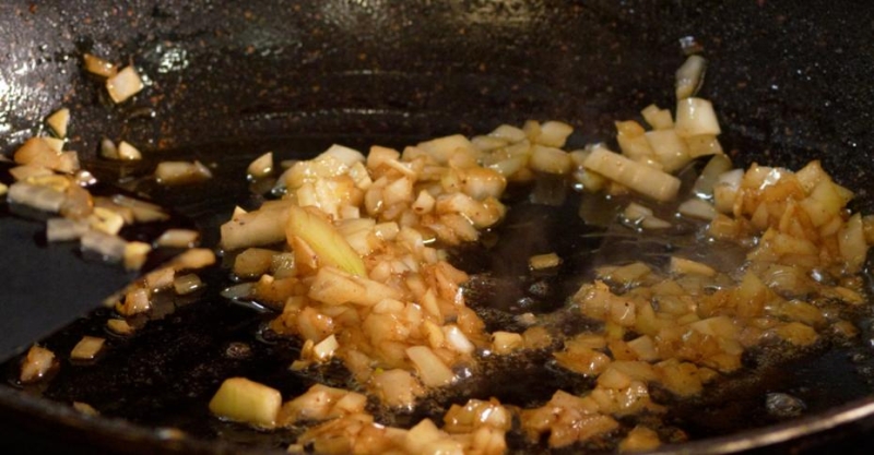 Филе-миньон с шоколадным соусом