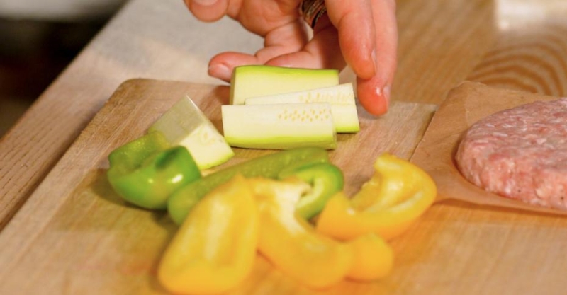 Бургер с вишней