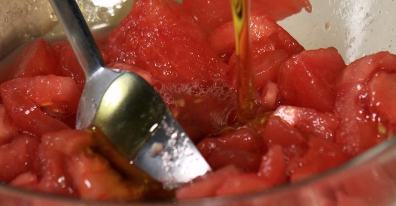 Моцарелла в помидорах