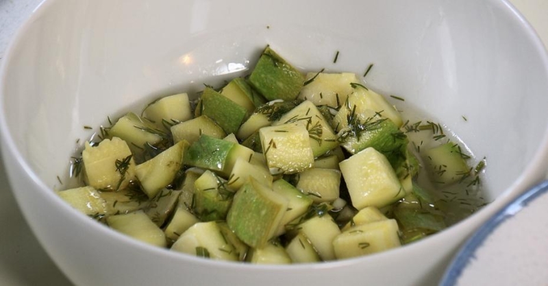 Маринованные кабачки с чили перцем