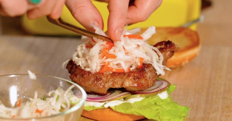 Бургер со стейком