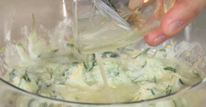 Курица по-гречески с питой