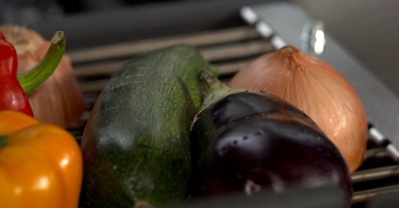 Классический и овощной стейки