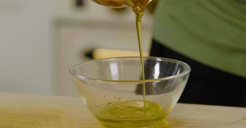 Зелёный салат с грушей