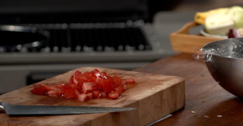 Бургеры с манго, оджахури и баранина с наршарабом