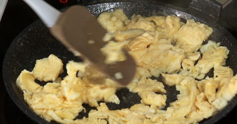 Лепёшки из авокадо и песто с мятой