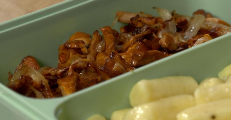 Клёцки с жареными лисичками