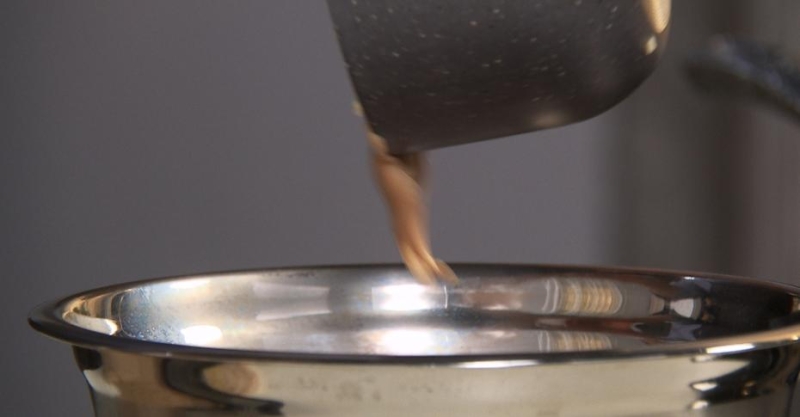 Бефстроганов с картофельным пюре и томатной пастой