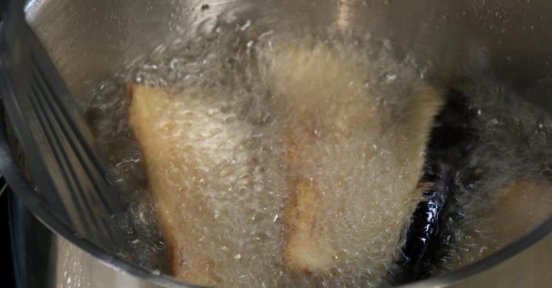 Хрустящие баклажаны с дзадзики и терияки