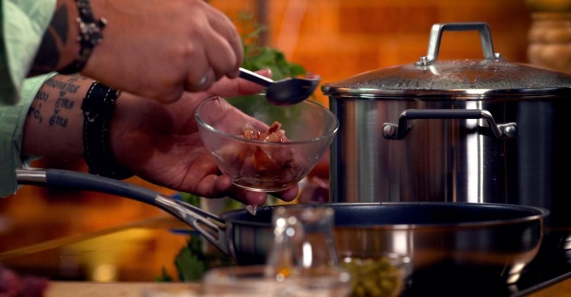 Макароны с мясом и мясом