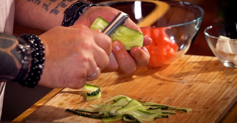 Салат с фетой и арбузом