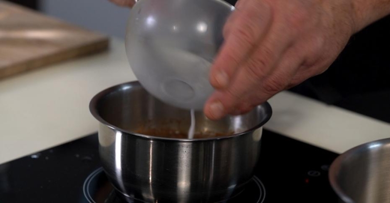 Хрустящие баклажаны с дзадзики и терияки