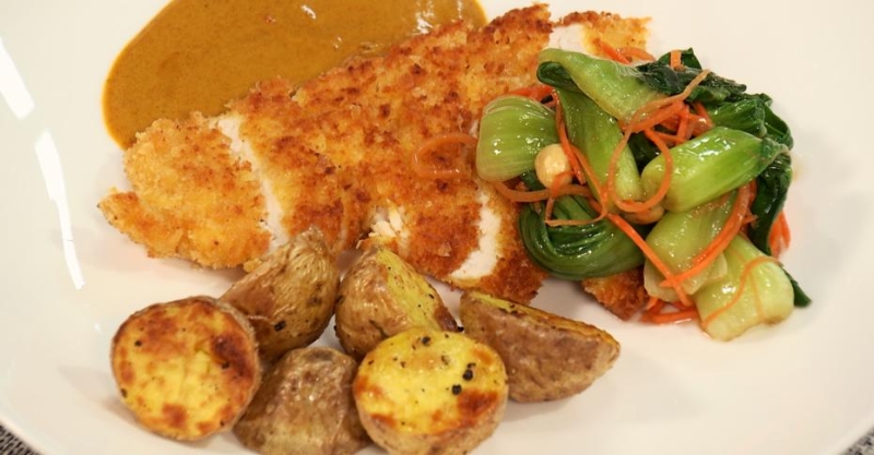 Отбивная с печёным картофелем