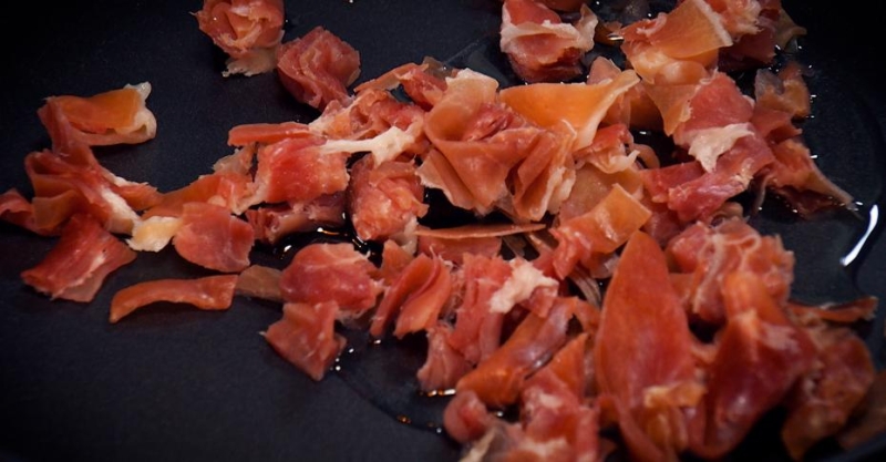 Макароны с мясом и мясом