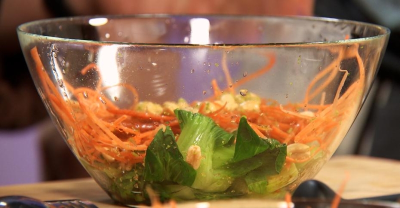 Капустный салат на азиатский манер