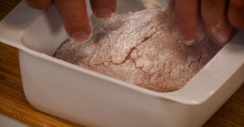 Паста а-ля Альфредо и курица в красной панировке