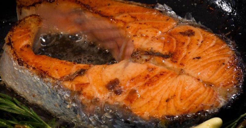 Звёздочки с тыквой, лисичками и лососем