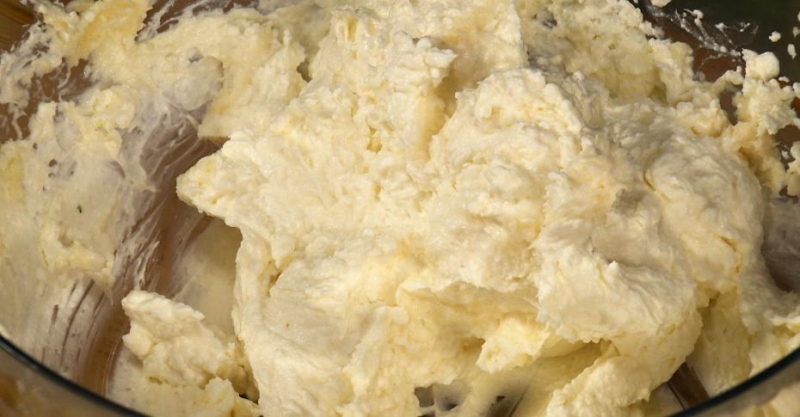 Копчёная курица со сливочным сыром и хреном