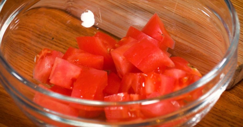 Кобб салат с сыром чеддер