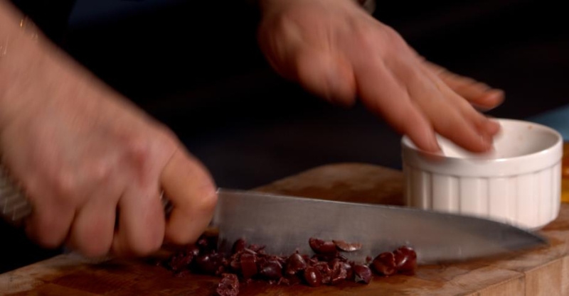 Закусочные рулетики из перцев