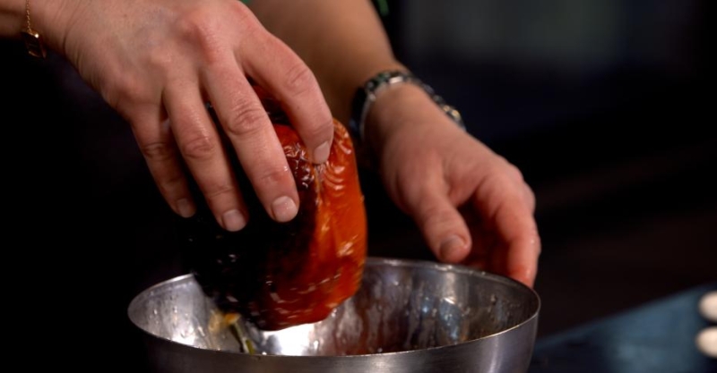 Закусочные рулетики из перцев